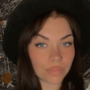 Meet your Posher, Katelynn
